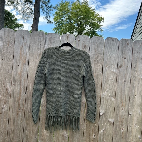 Green Knit Fringe Sweater size medium fall winter tassel cozy rayon wool spanner - Picture 10 of 12